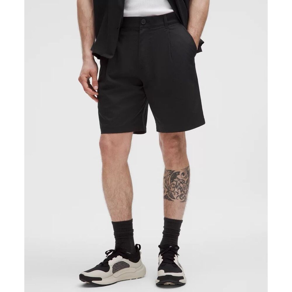 Lululemon Mens Woven Relaxed Fit Shorts 8 in Black 34 NWT Techwear Quiet‎ Luxury